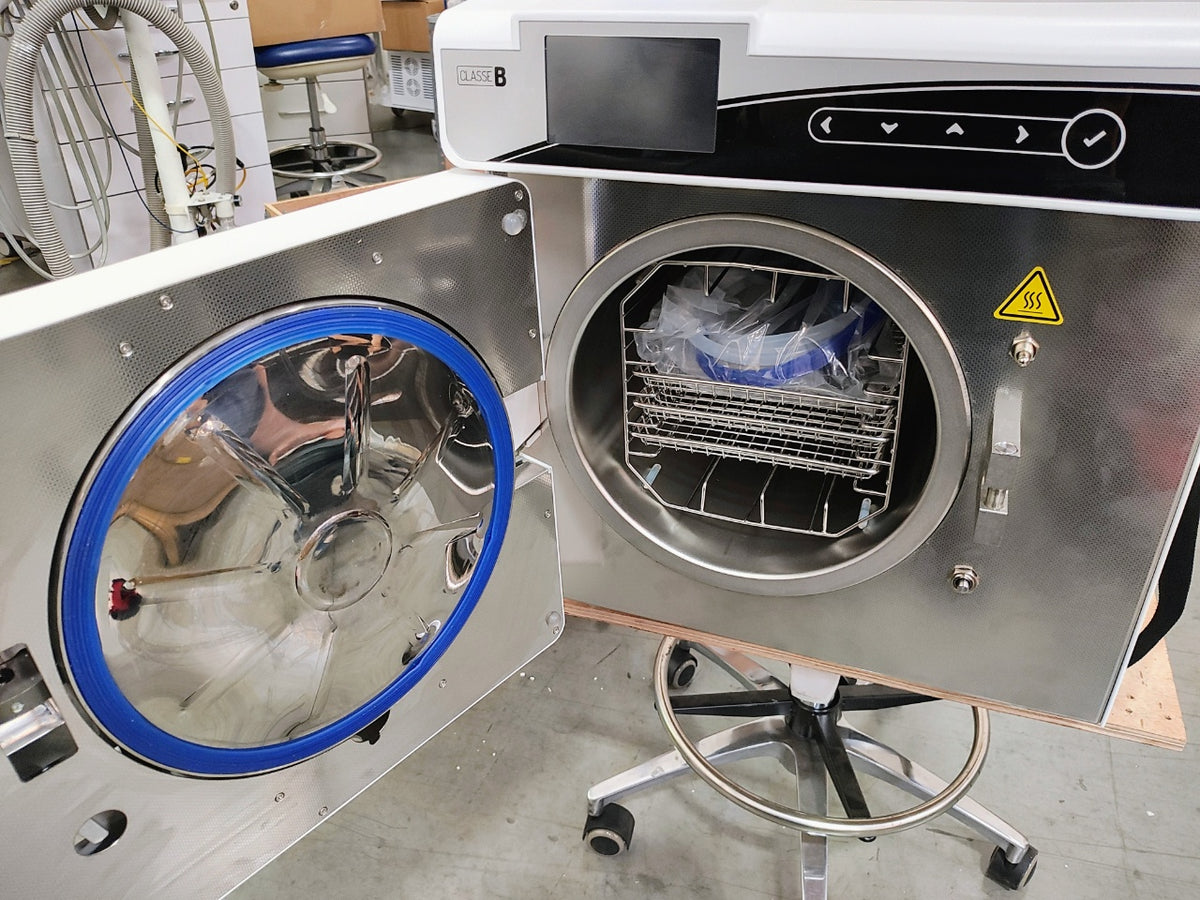 Dental Class B 22L Autoclave Steam Sterilizer LCD Built-in Printer - Refurbished