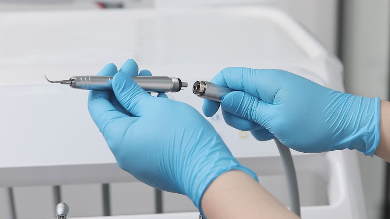 Load video: Dental Air Scaler Handpiece 2/4 Holes With 3 Scaler Tips - azdentall.com