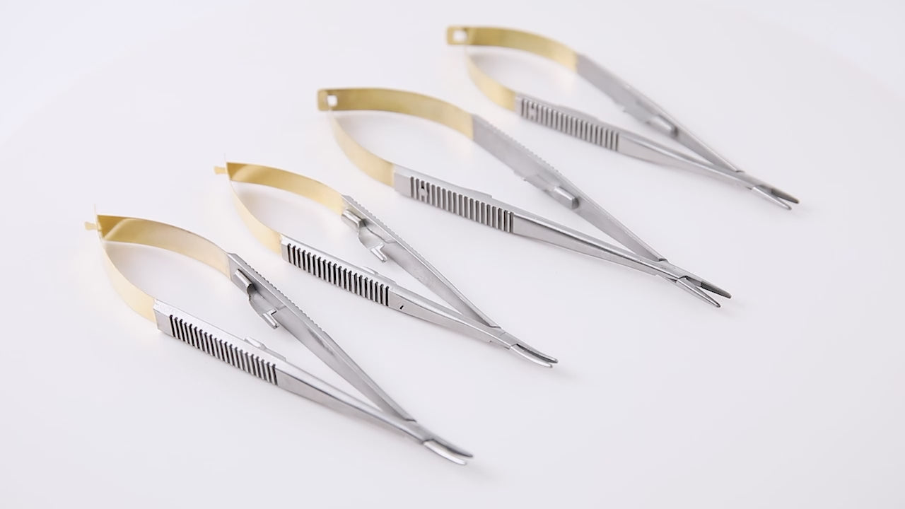 Load video: Dental Forceps Needle Holders Tweezer with Lock Straight/Curved Head 14cm/16cm - azdentall.com